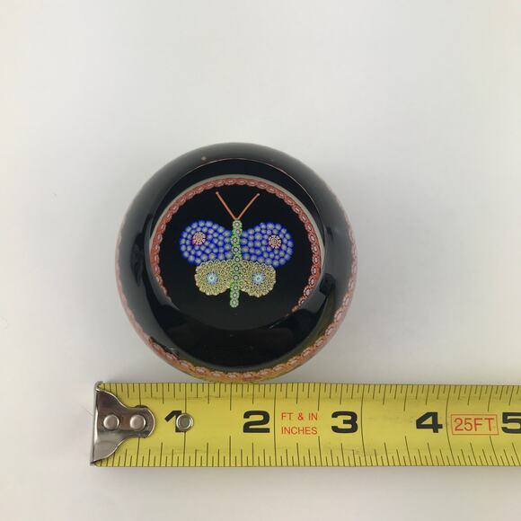 Perthshire 1989B Millefiori Butterfly Garland Faceted Vintage Insect Paperweight - Picture 8 of 15